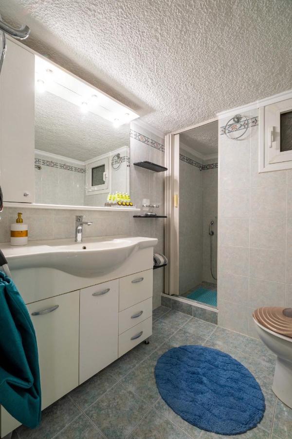 נאפפליו Johnny'S Three Bedroom Apartment מראה חיצוני תמונה